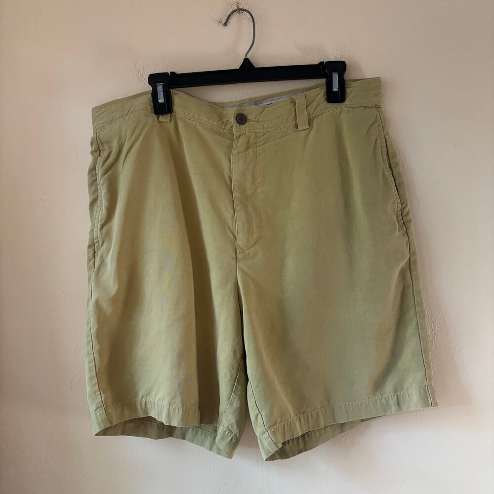 Tommy Bahama‎ Men’s Shorts 36 Silk Linen Olive Green Casual Summer Flat Front